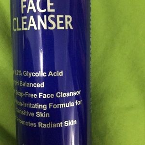 glyderm facial cleanser